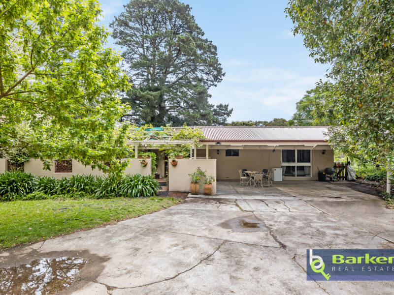 1 Allumba Drive, IRONBANK, SA 5153 AUS