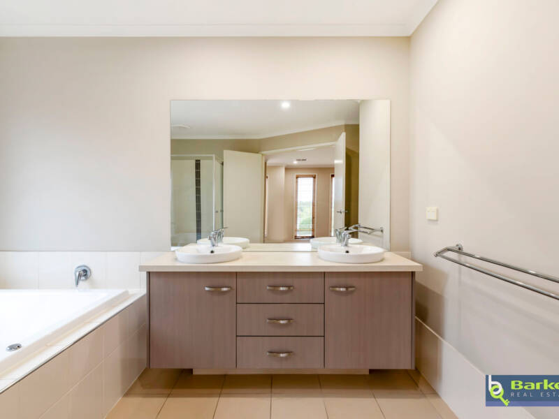 13 Teal Court, HEWETT, SA 5118 AUS