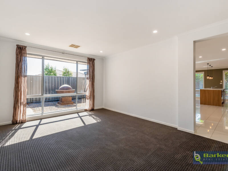 16 St Germain Avenue, ANDREWS FARM, SA 5114 AUS