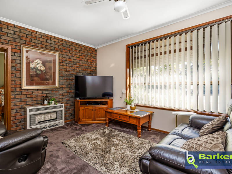4 Baldina Crescent, CRAIGMORE, SA 5114 AUS