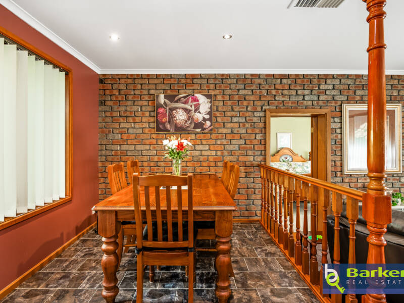 4 Baldina Crescent, CRAIGMORE, SA 5114 AUS