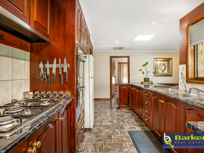 4 Baldina Crescent, CRAIGMORE, SA 5114 AUS