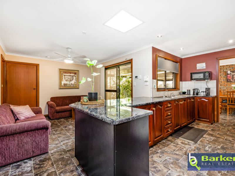 4 Baldina Crescent, CRAIGMORE, SA 5114 AUS