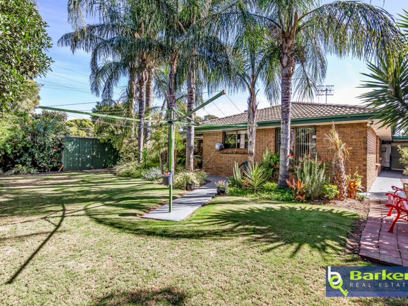 4 Baldina Crescent, CRAIGMORE, SA 5114 AUS