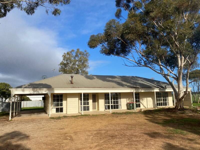 1139 Redbanks Road, REEVES PLAINS, SA 5502 AUS