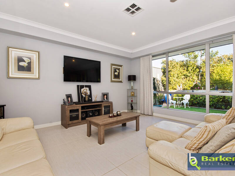 33 Easton Drive, GAWLER EAST, SA 5118