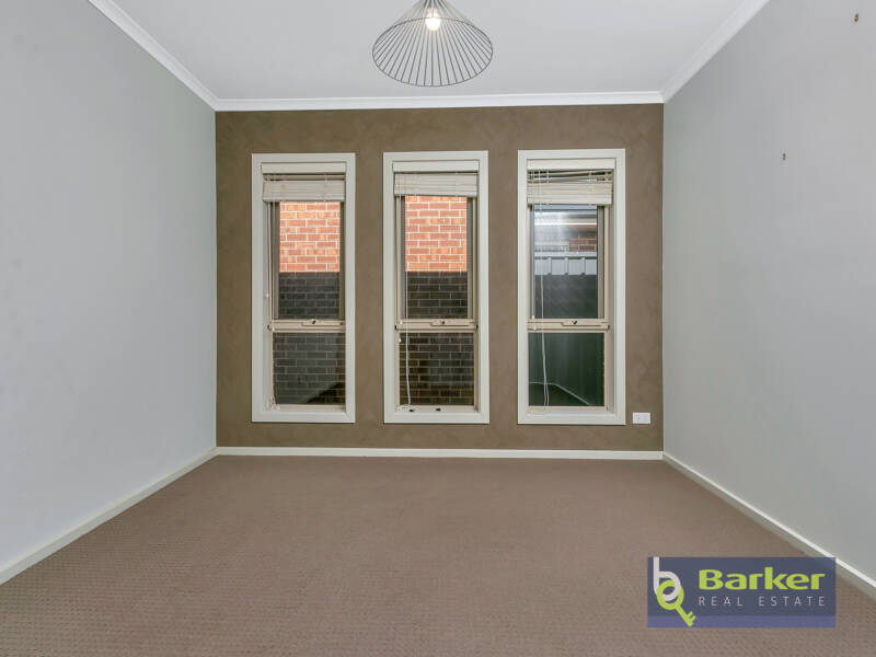 22 McEwen Road, EVANSTON GARDENS, SA 5116 AUS