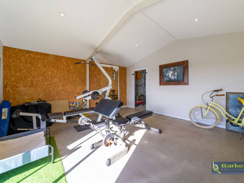 21 Burke Parade, HEWETT, SA 5118 AUS