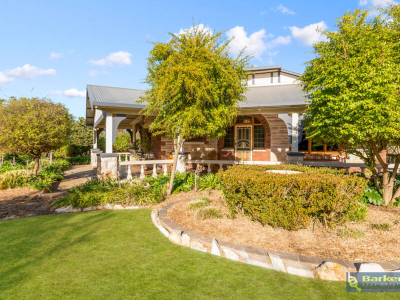 32 Redbanks Road, WILLASTON, SA 5118 AUS
