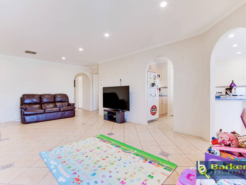 13 Greening Drive, EVANSTON PARK, SA 5116 AUS