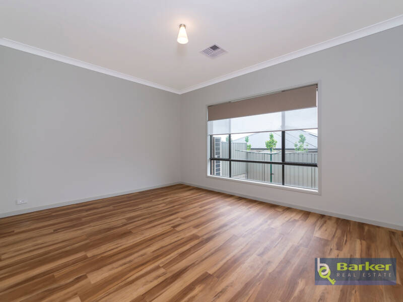 9 Hampel Court, EVANSTON SOUTH, SA 5116 AUS