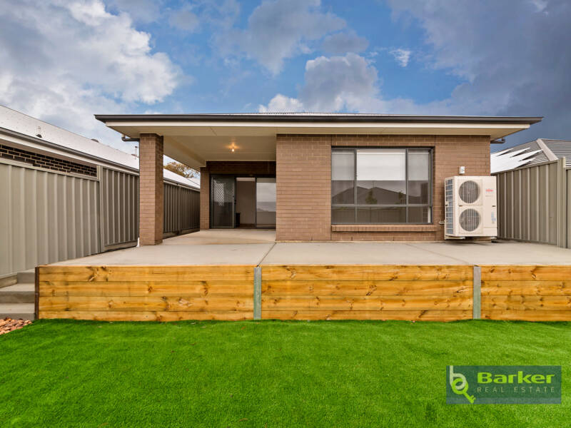 9 Hampel Court, EVANSTON SOUTH, SA 5116 AUS