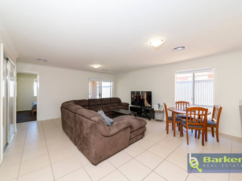16 Treleaven Way, GAWLER EAST, SA 5118 AUS