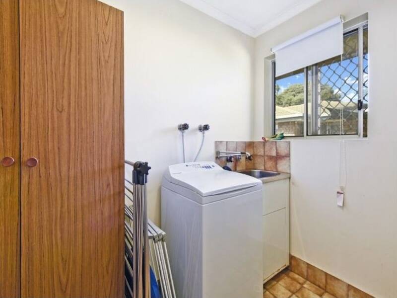 Unit 2, 2 Dean Street, GAWLER WEST, SA 5118 AUS